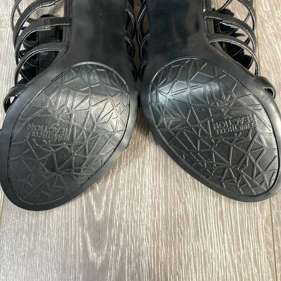 NWOT Kenneth Cole Reaction Know Show Strappy Floral Black Leather High H… - Picture 10 of 16